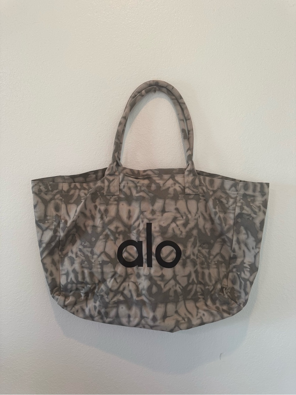 Alo Gray Tie-Dye Canvas Tote Bag - Picture 2 of 3